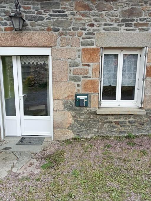Maison Manta Courtils Luaran gambar